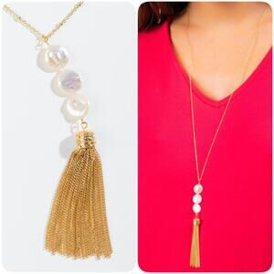 Francesca’s | Freshwater Pearl Tassel Necklace